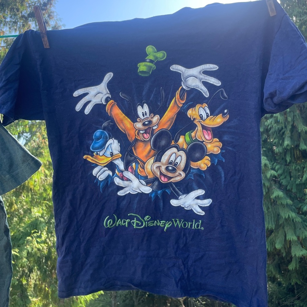 2000’s Vintage Disney Blue Disneyland Tee